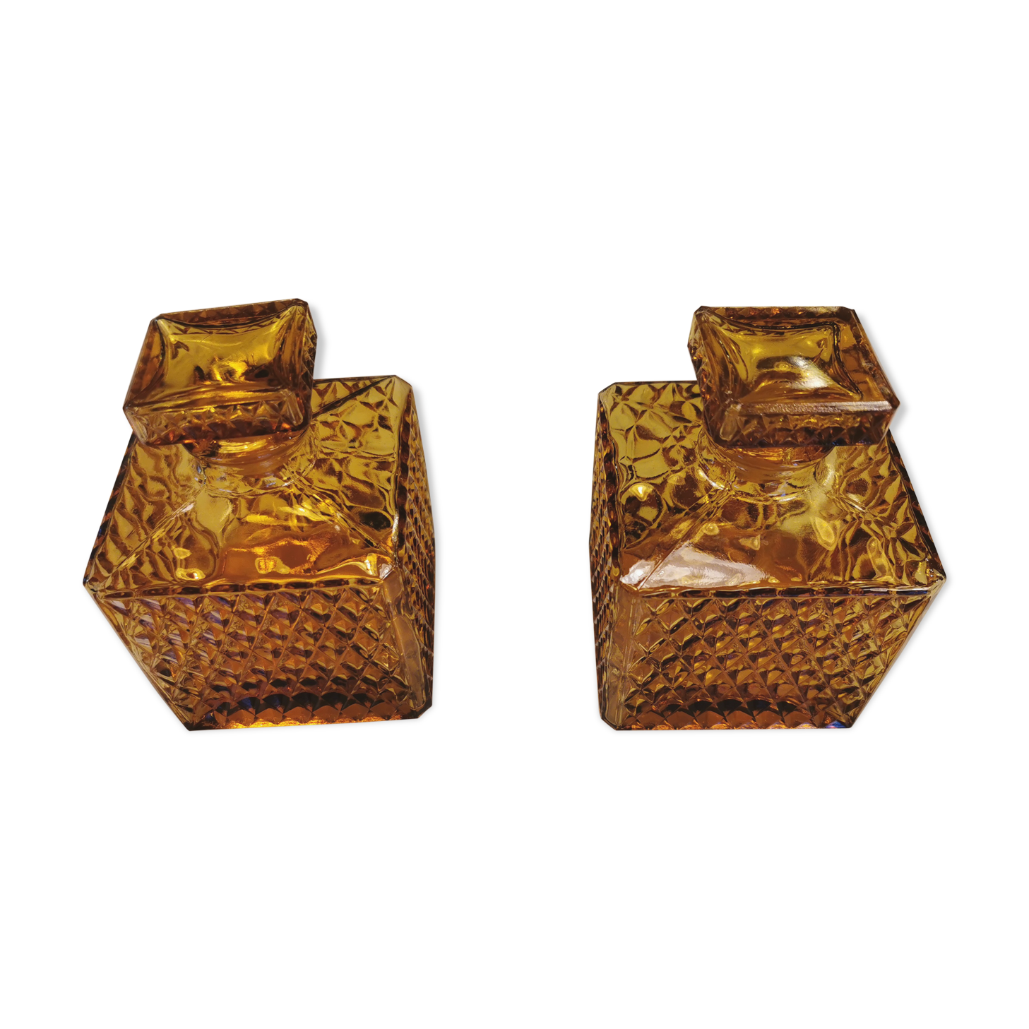 Lot of 2 vintage carafes in amber glass