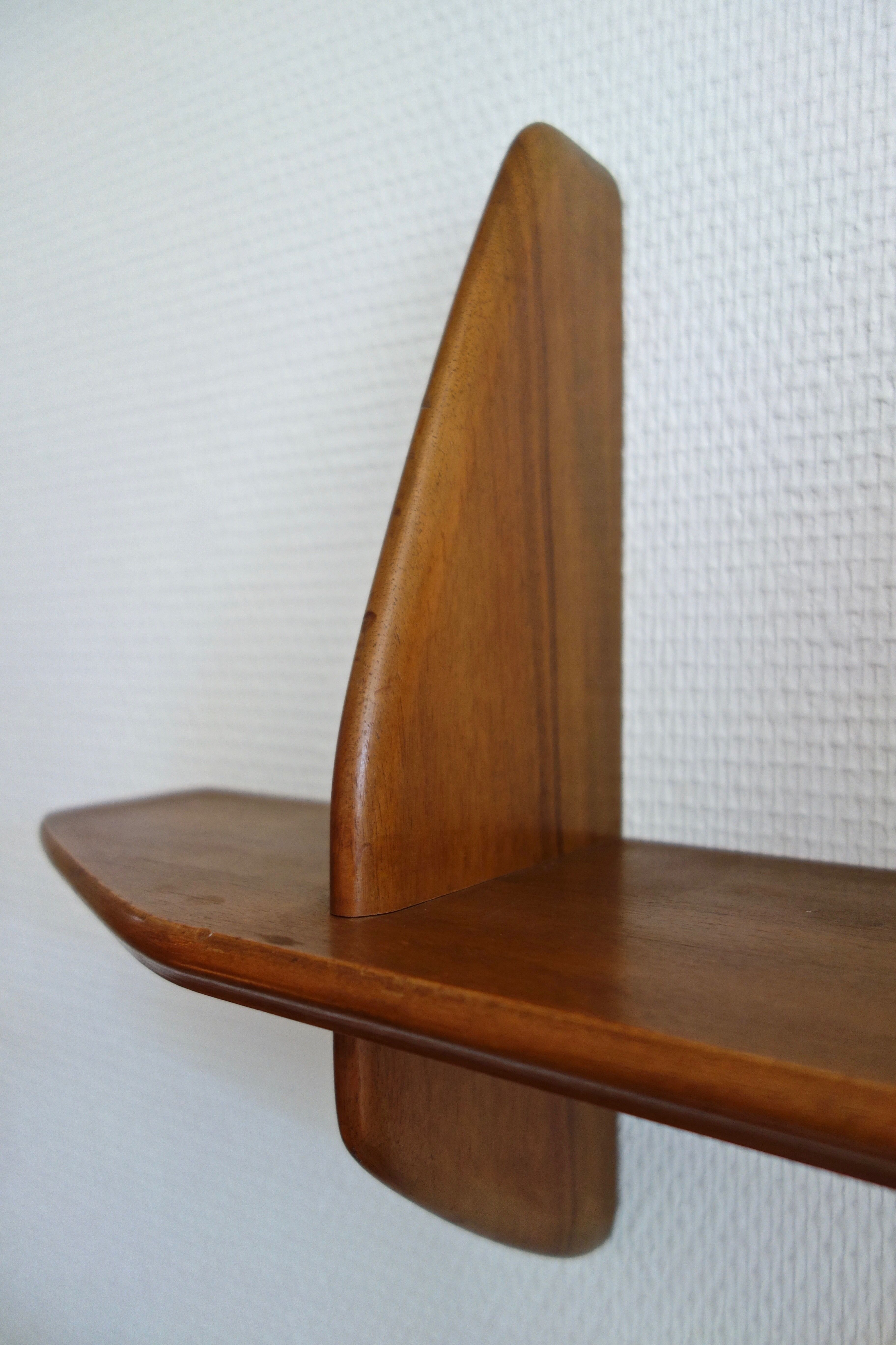 Wall shelf of the 1960s