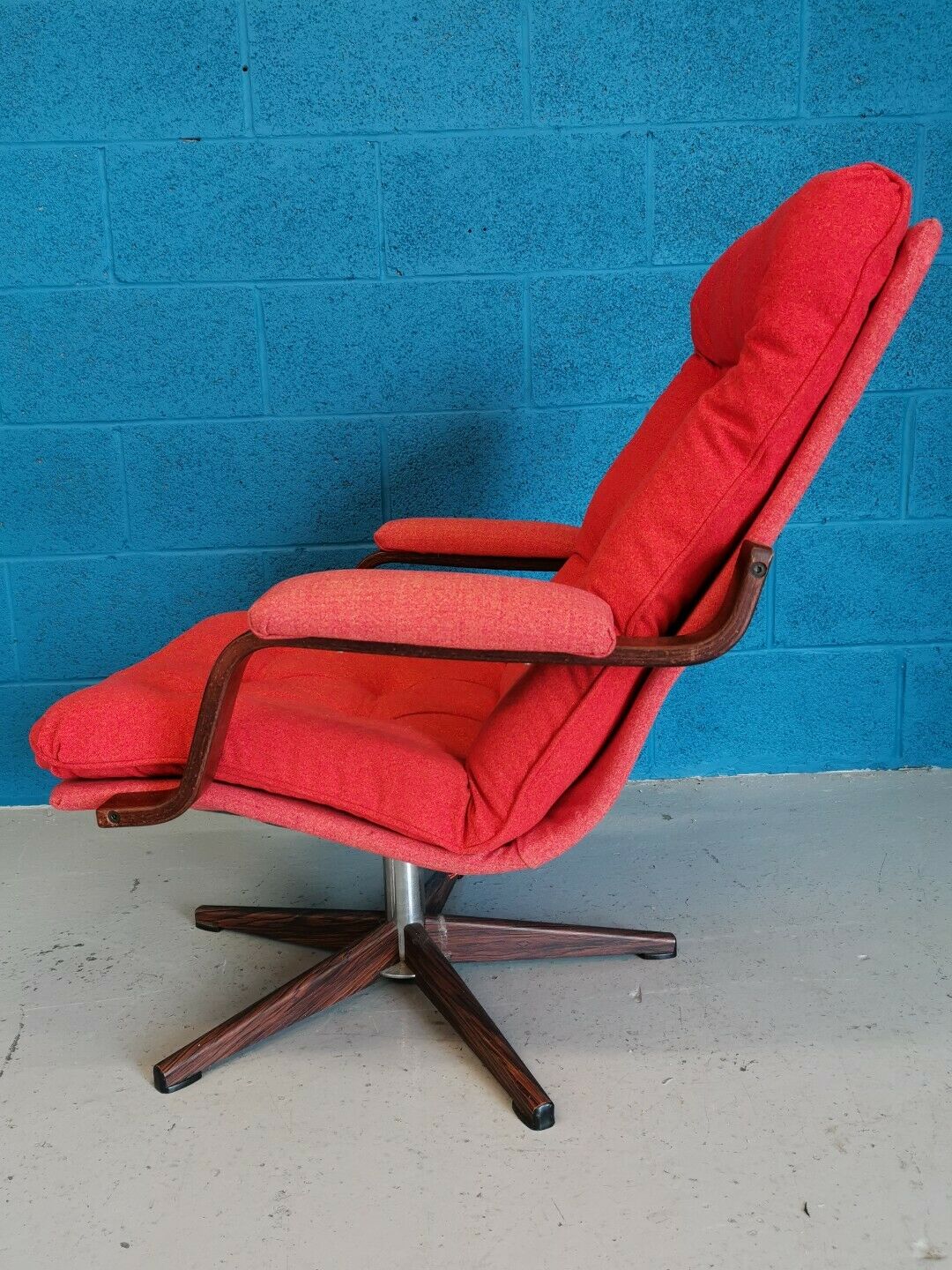 Vintage armchair, 1970s