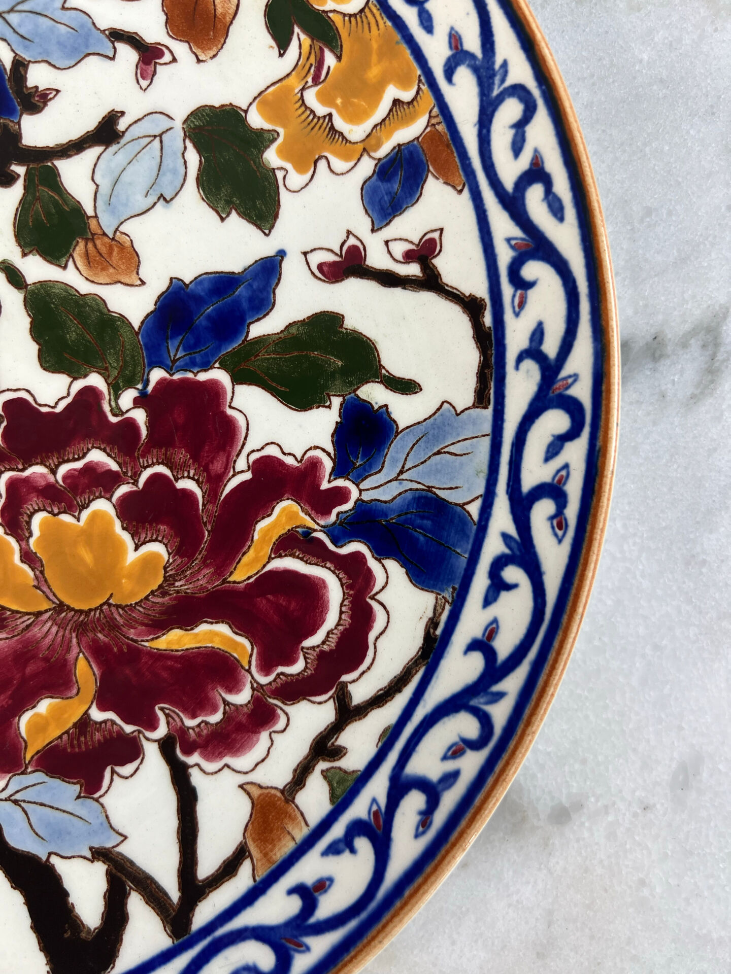 Gien — pivoine collection, hand-painted presentation plate