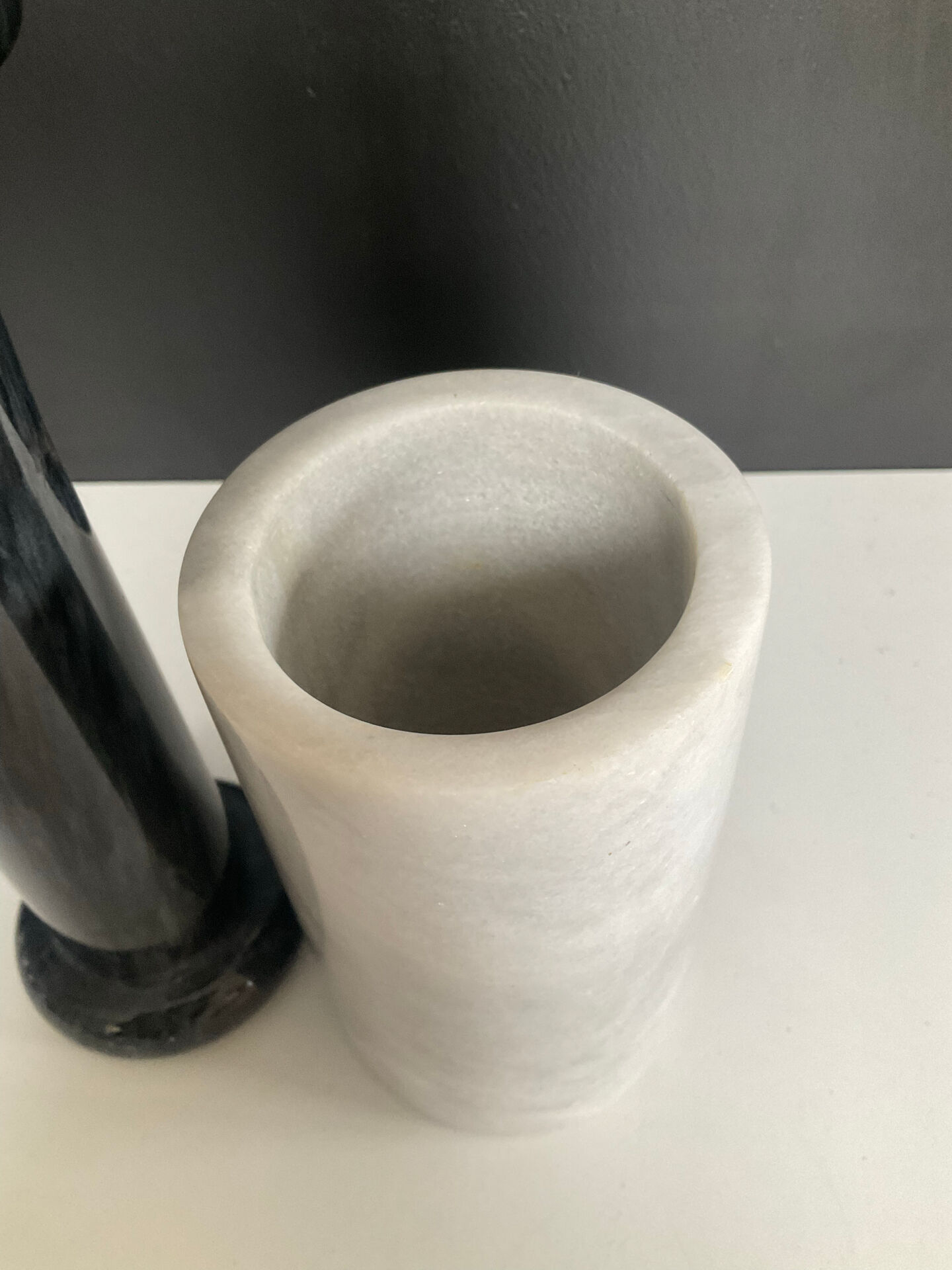 Duo de vases vintage en marbre