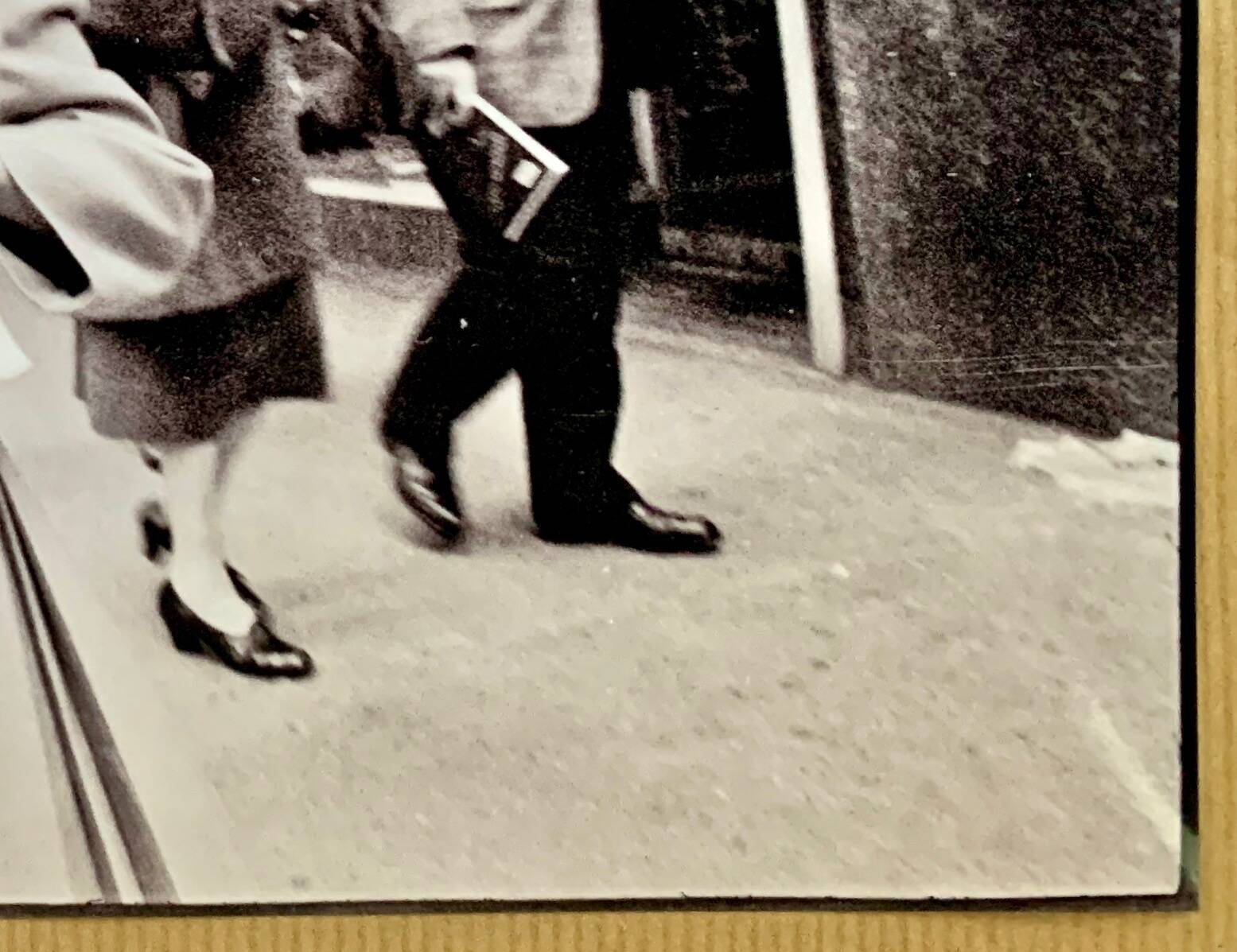 White Gloves and Sweets – New York, 1961 Urban Elegance and Tenderness