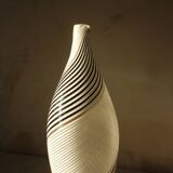 50s Dino Martens for Aureliano Toso Murano Filigrana Glass Art Vase.