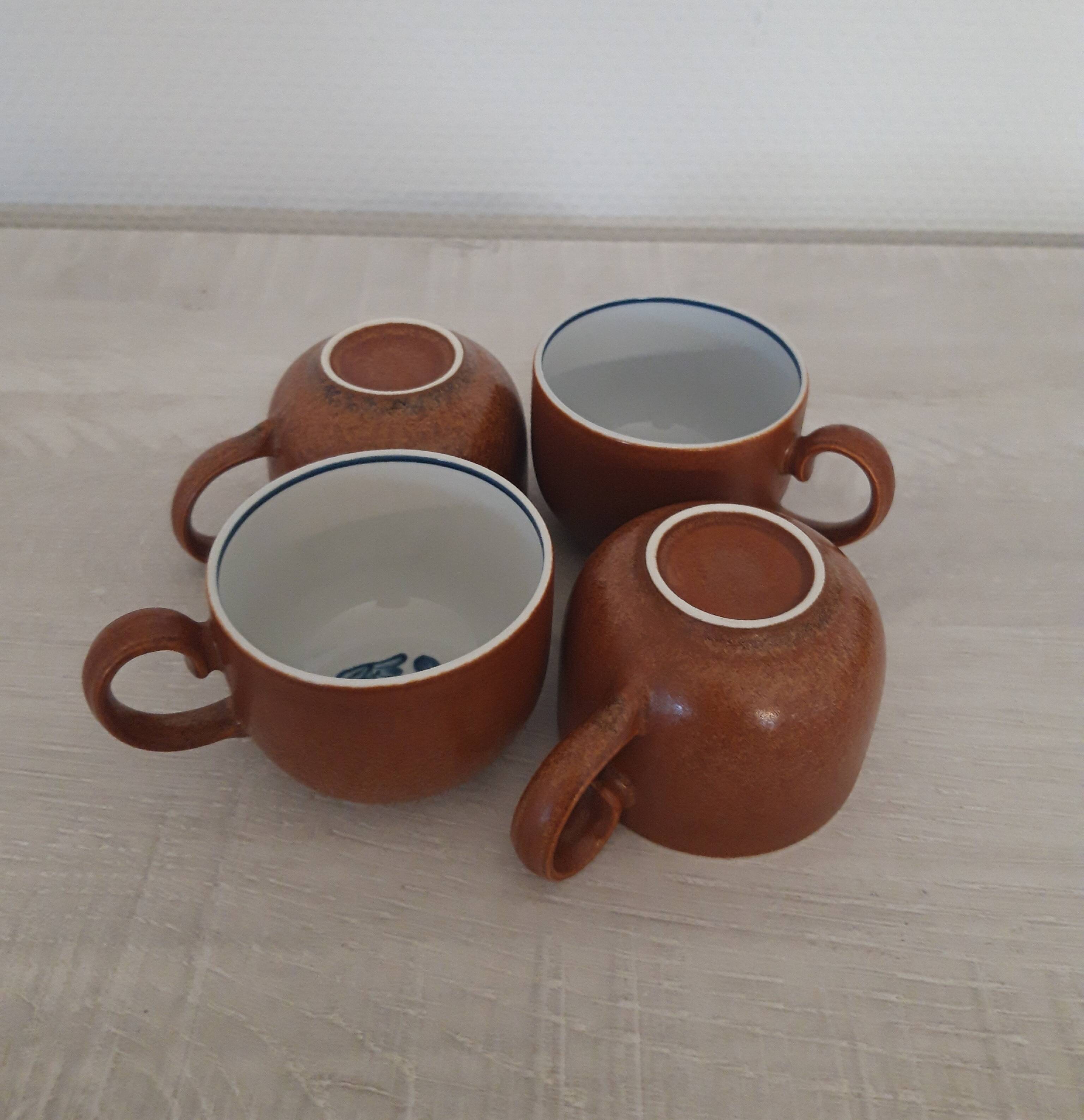 Suite of 6 cups of sandstone