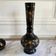 Vase vintage noir doré