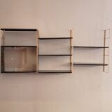 Tomado style wall shelf