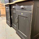 Buffet two bodies of commerce.