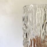 Vase tube en verre moulé transparent ,aspect bois