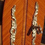 Glass library with rosewood marquetry in the Louis XV style.