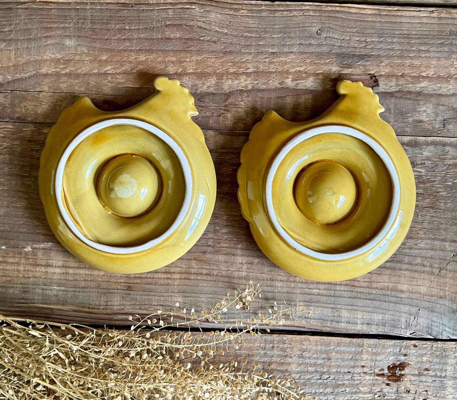 2 vintage “hen” egg cups