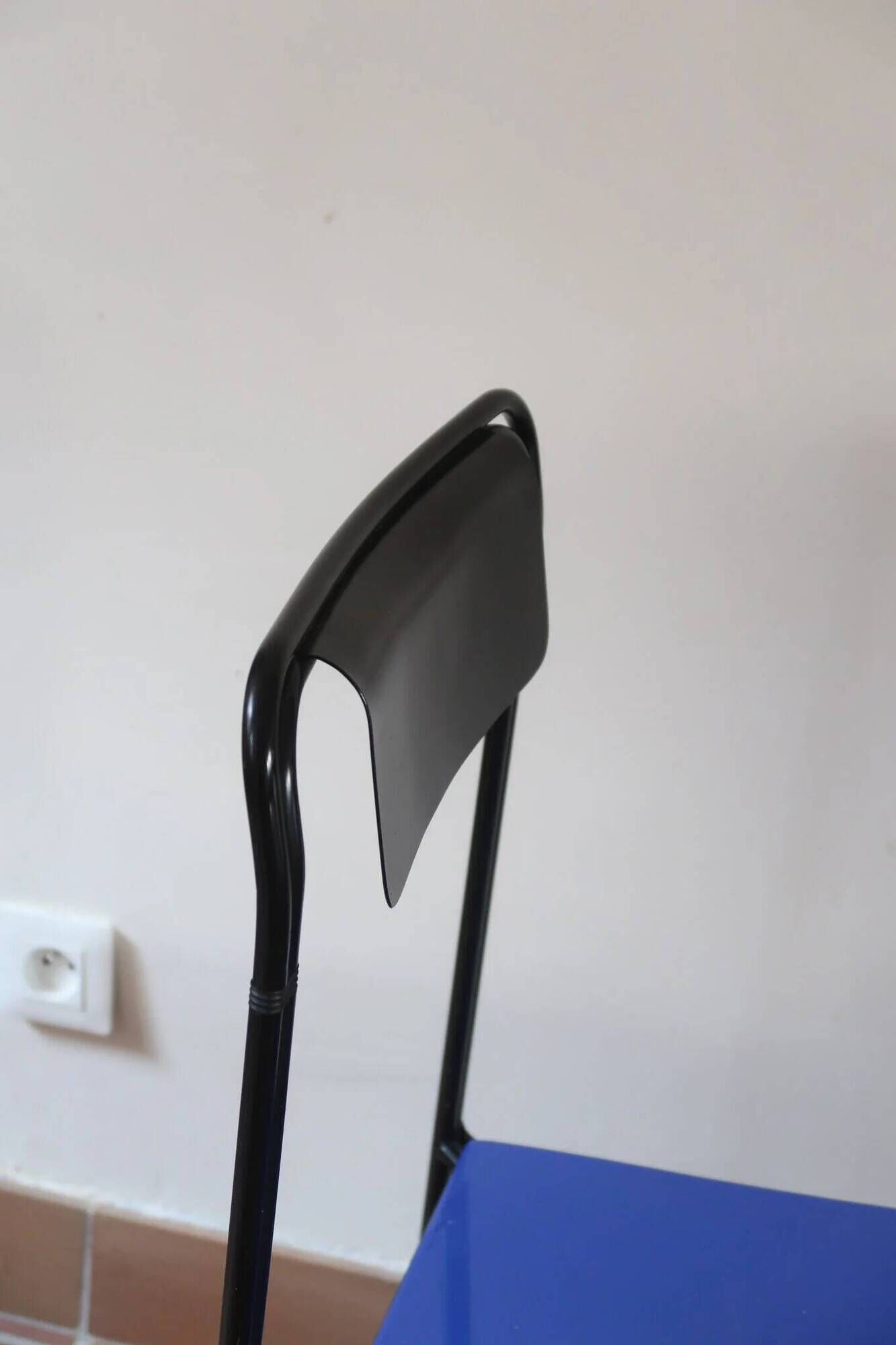 Chair Kaa by Francesco Soro, blue lacquered metal, 1980s