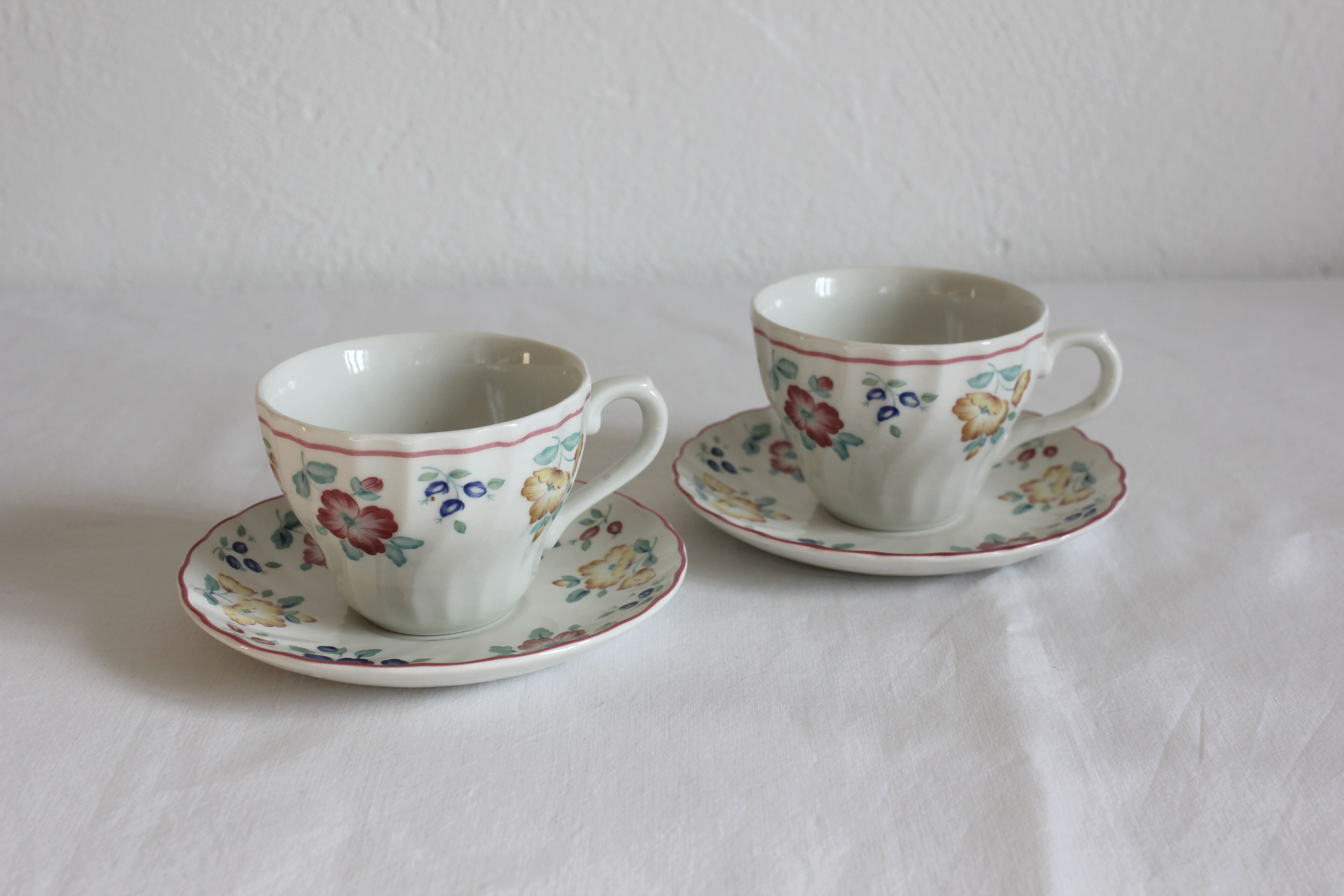 2 cups and subcups Churchill Staffordshire England