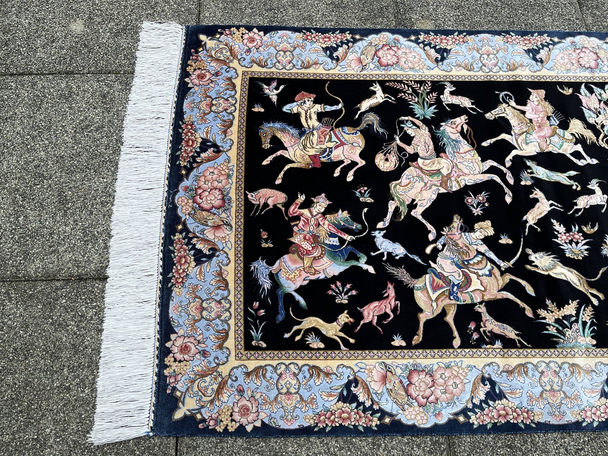 Tapis en soie Indo-Persan scène de chasse