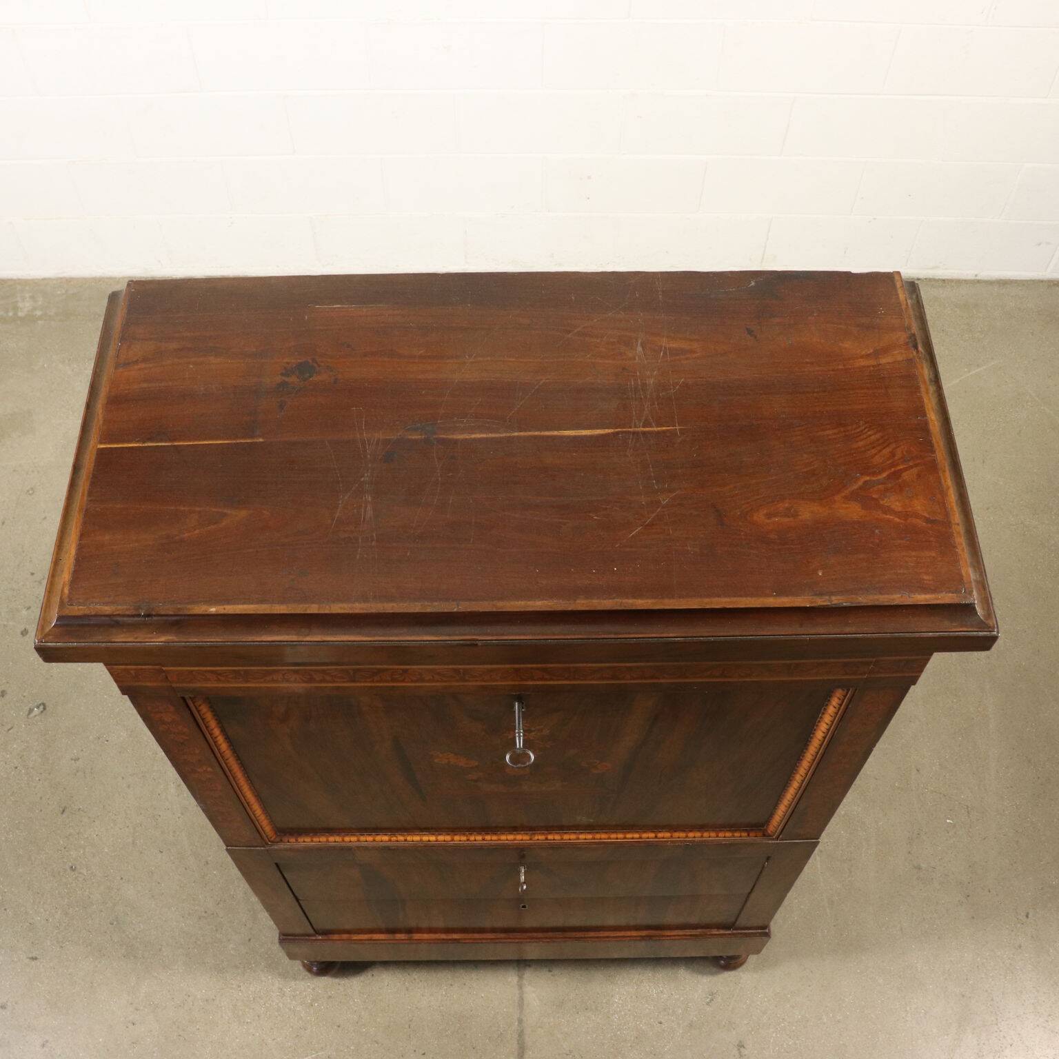 Empire secretary Bottega Maggiolini in walnut, Italy, 19th century