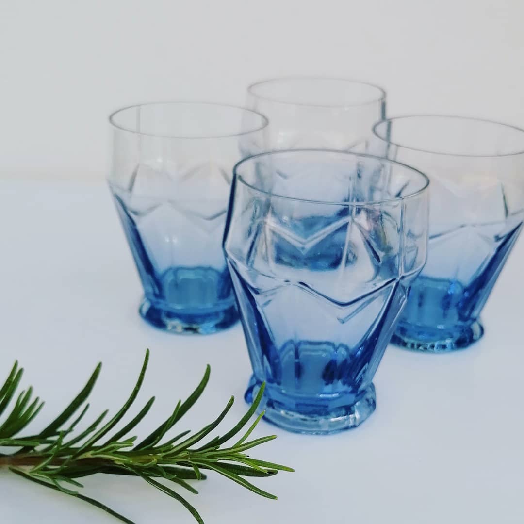 Old glacier blue glasses in faceted glass, vintage 60