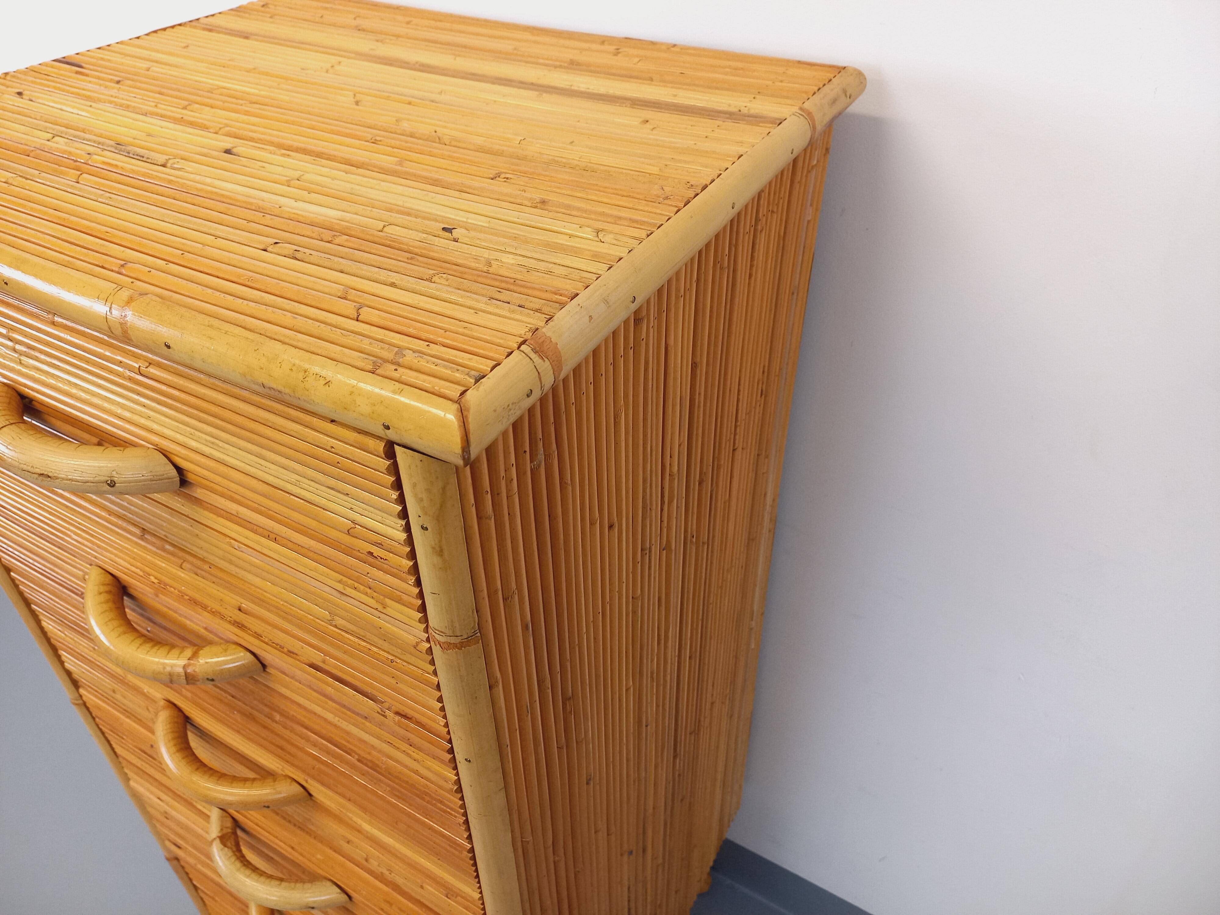 Commode chiffonnier vintage en rotin des années 70