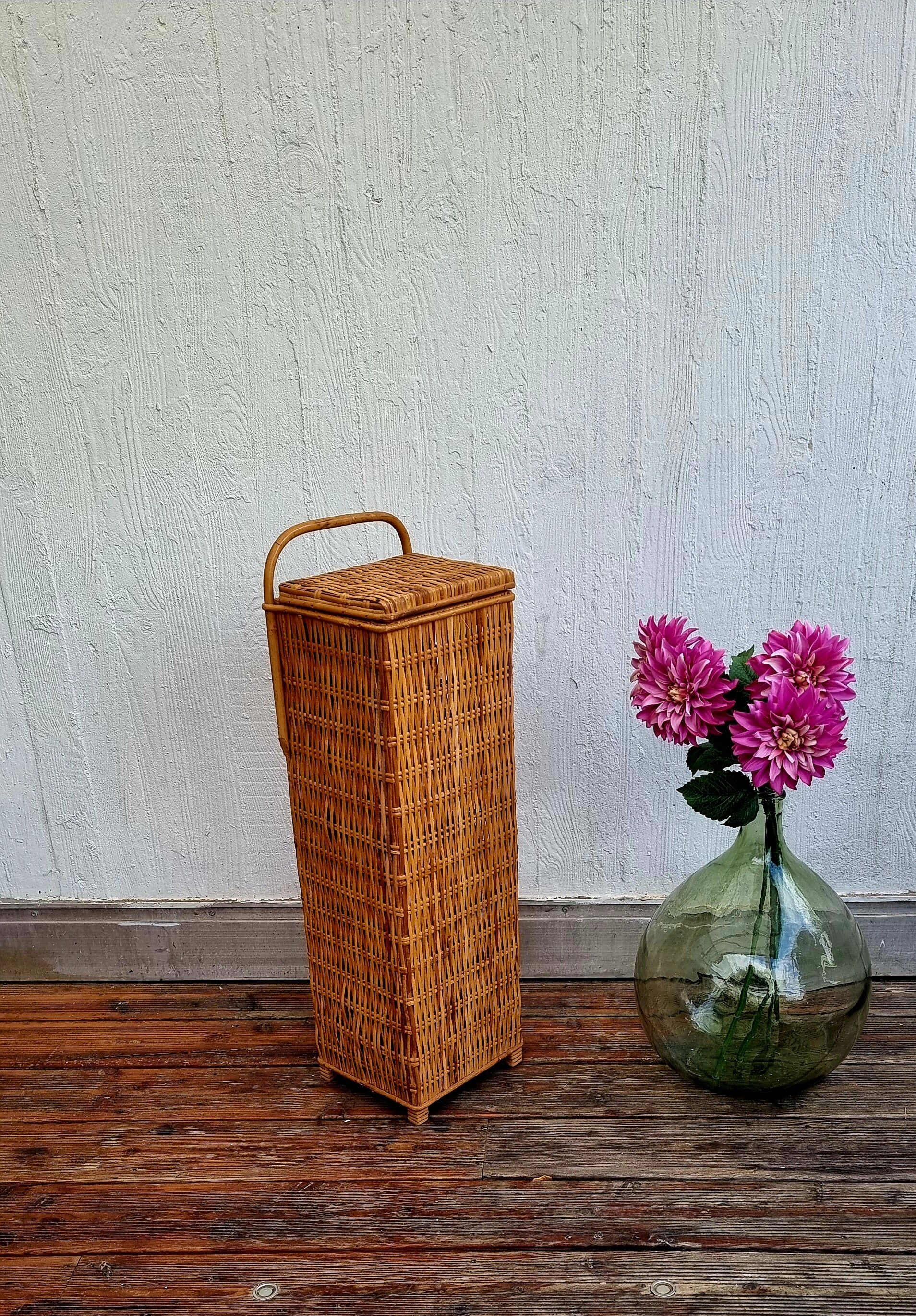 Rattan bread basket