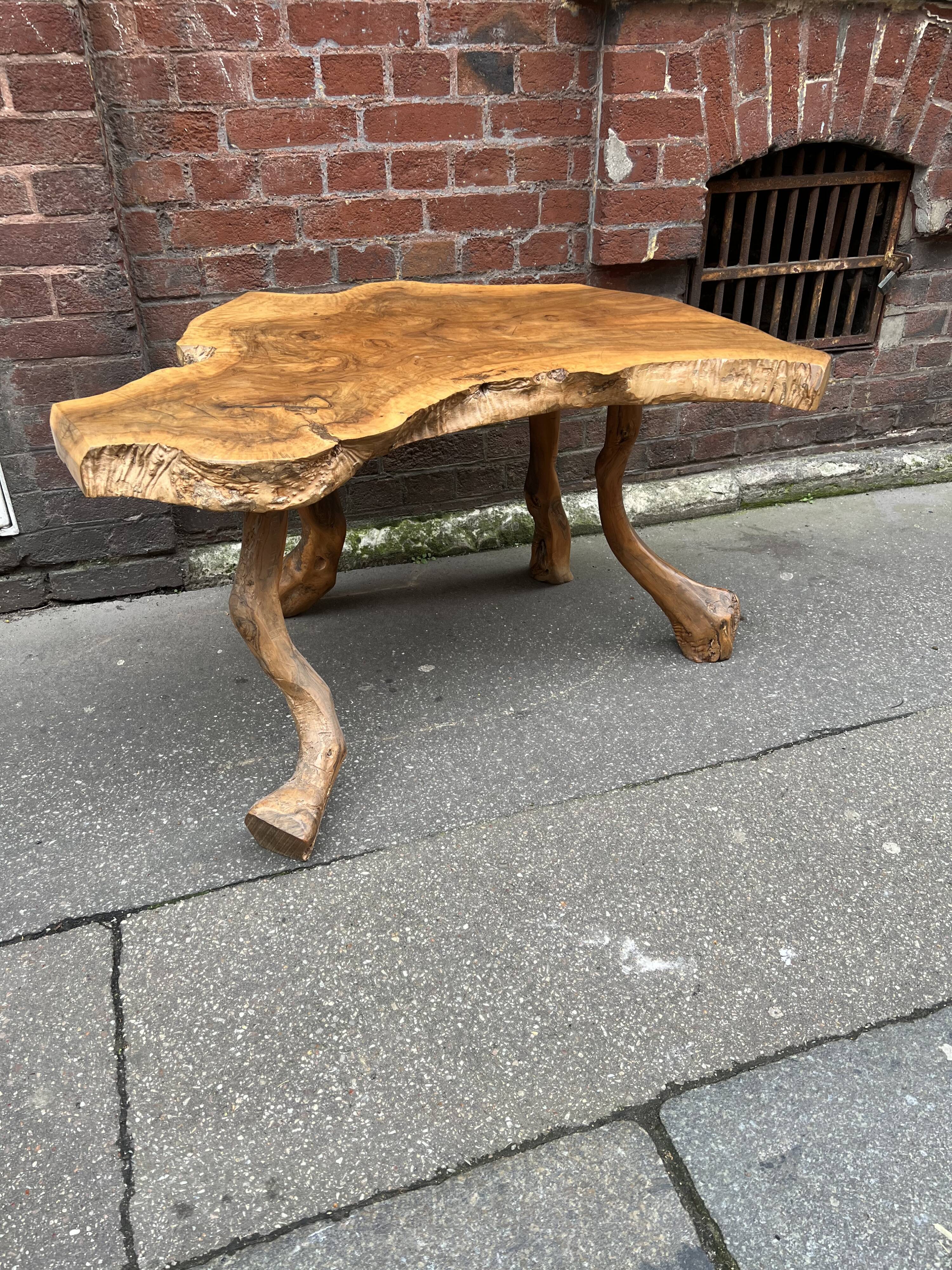 Brutalist coffee table in solid olive tree, period around 1960