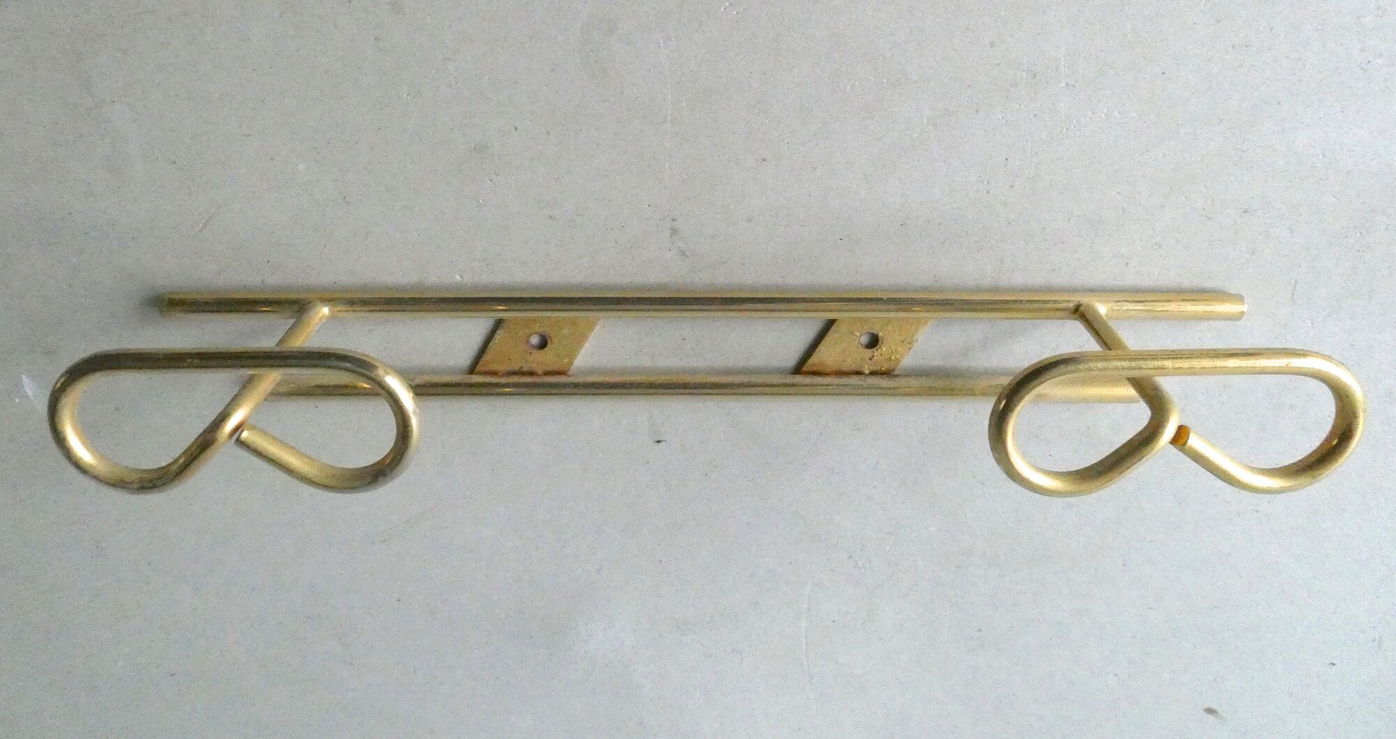 Set of 3 coat hangers in gold metal, 60s