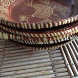 5 flat plates in glazed terracotta