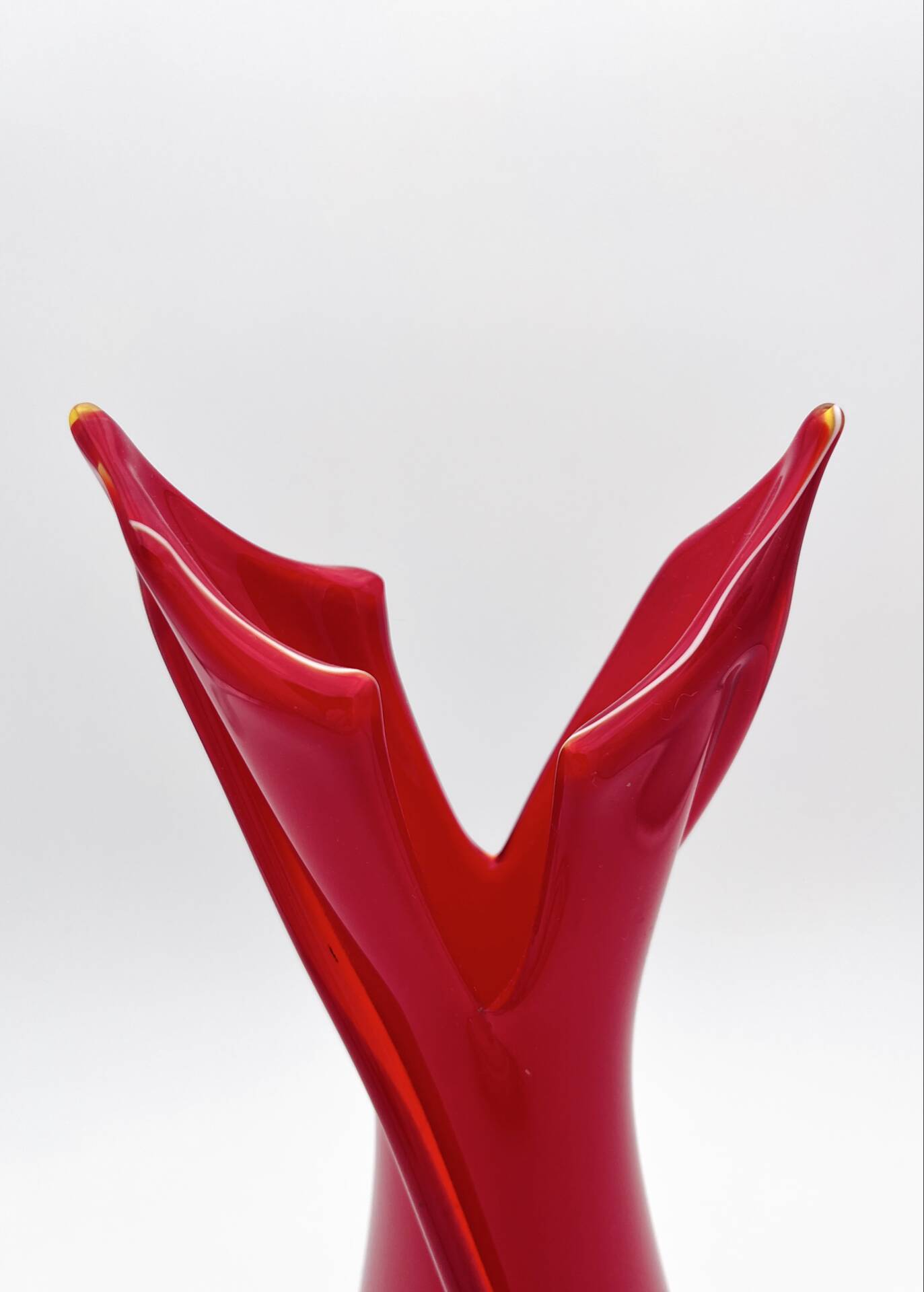 Tulip Vase Fratelli Toso Murano Red Crystal Ribbons 37.5cm