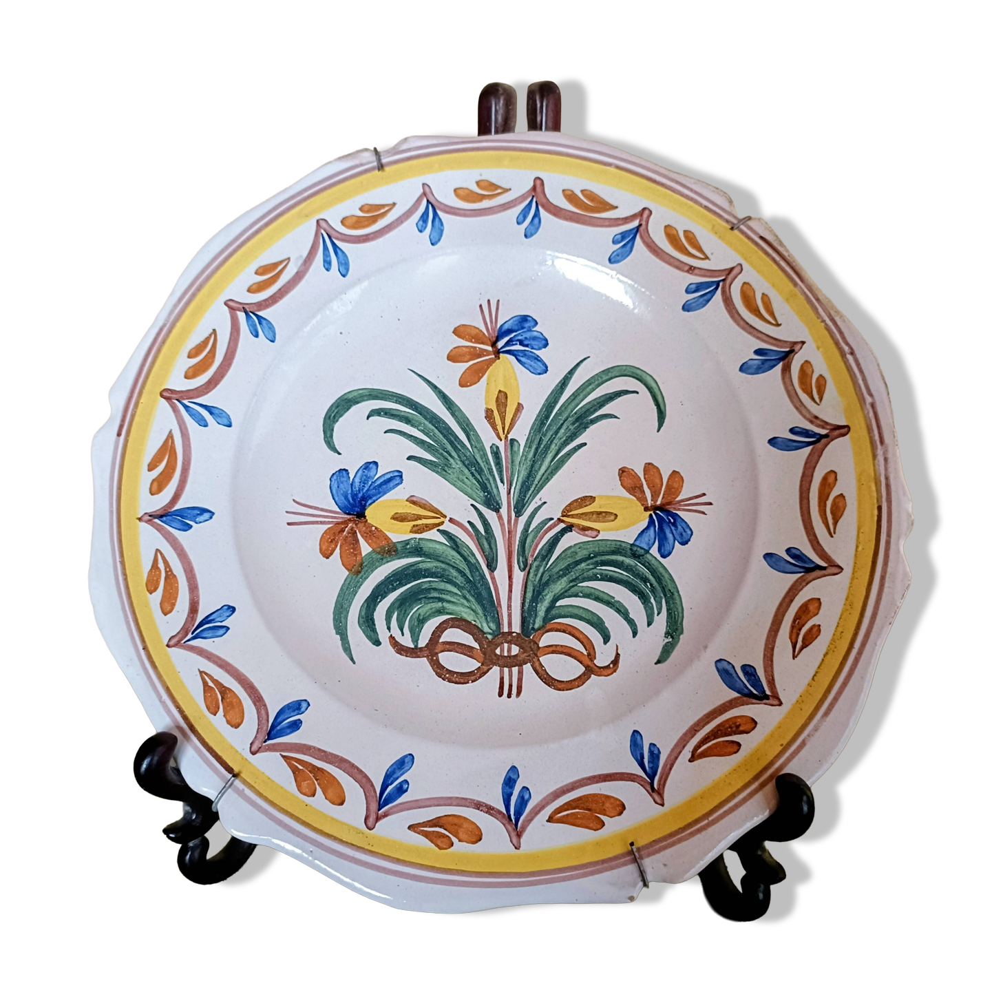 Assiette en faïence Nevers 18è