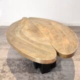 Table basse en laiton gravé