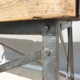 Eiffel metal base workshop with rivets