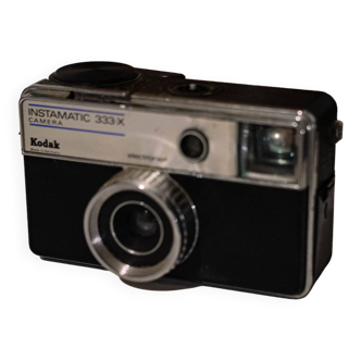 Appareil photo argentique Kodak Instamatic 333X avec étui d'origine