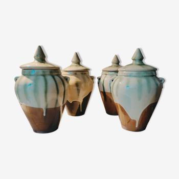 4 ceramic pots