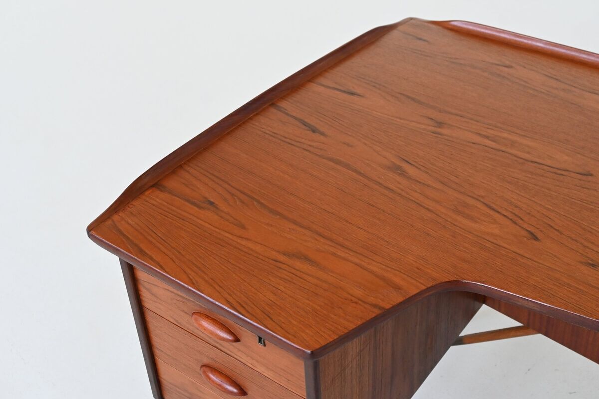 Peter Løvig Nielsen boomerang writing desk in teak Løvig Denmark 1960