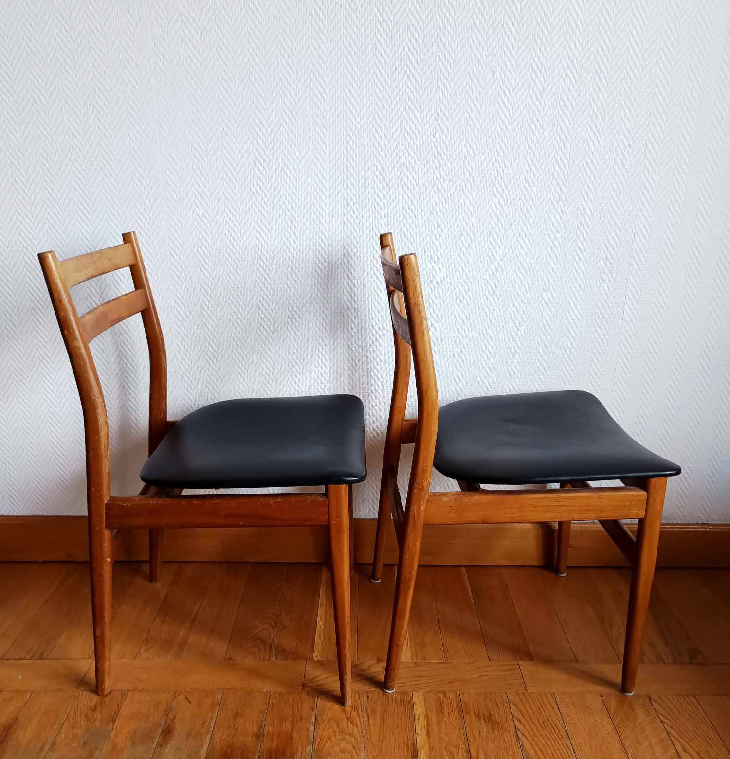 Five vintage Scandinavian chairs 1970