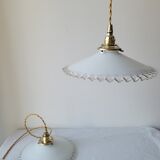 Pair of serrated opaline suspensions