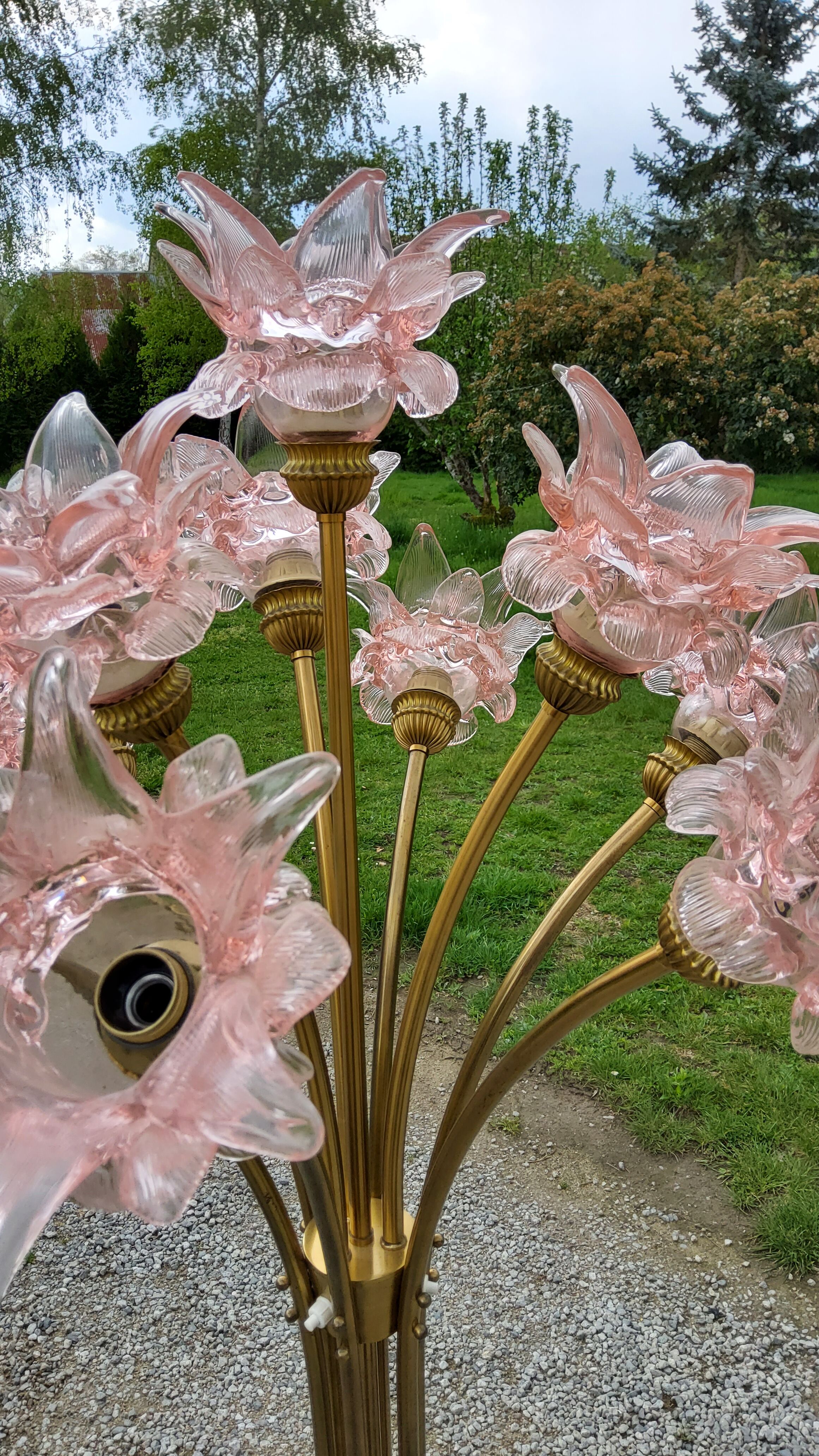 70s brass lamp and 10 tulip glass