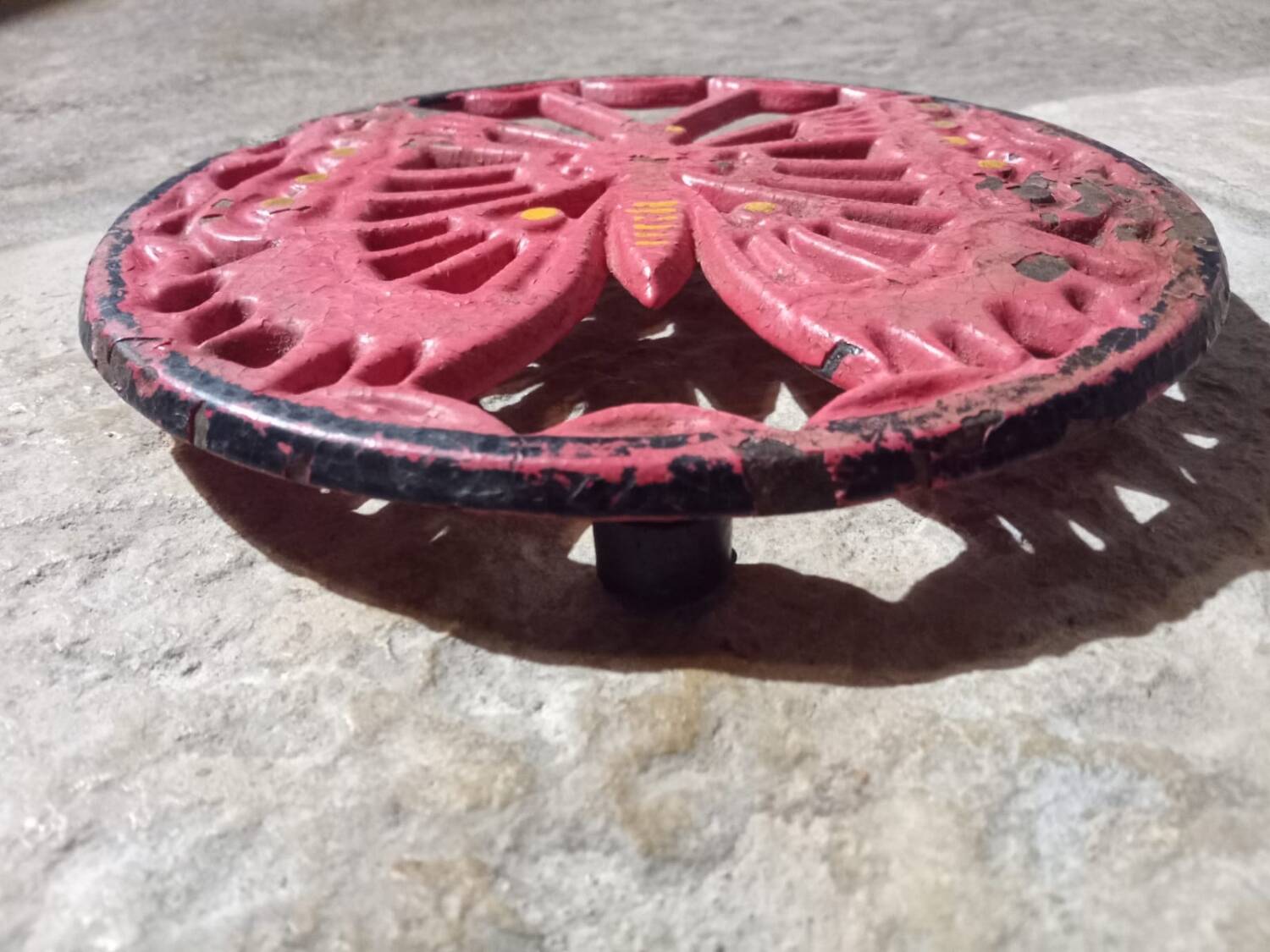 Vintage cast iron trivet