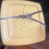 Women's décor plate from the 60s