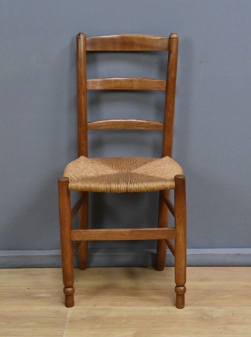 Set of 4 rush-seated chairs in cherry wood – late 19th century