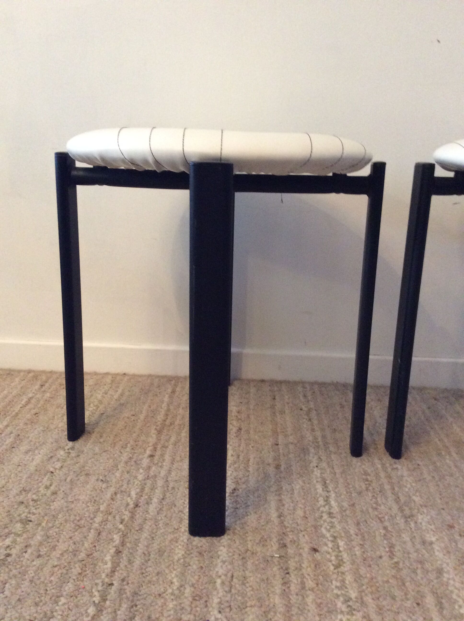 Pair of vintage stools from the 80s