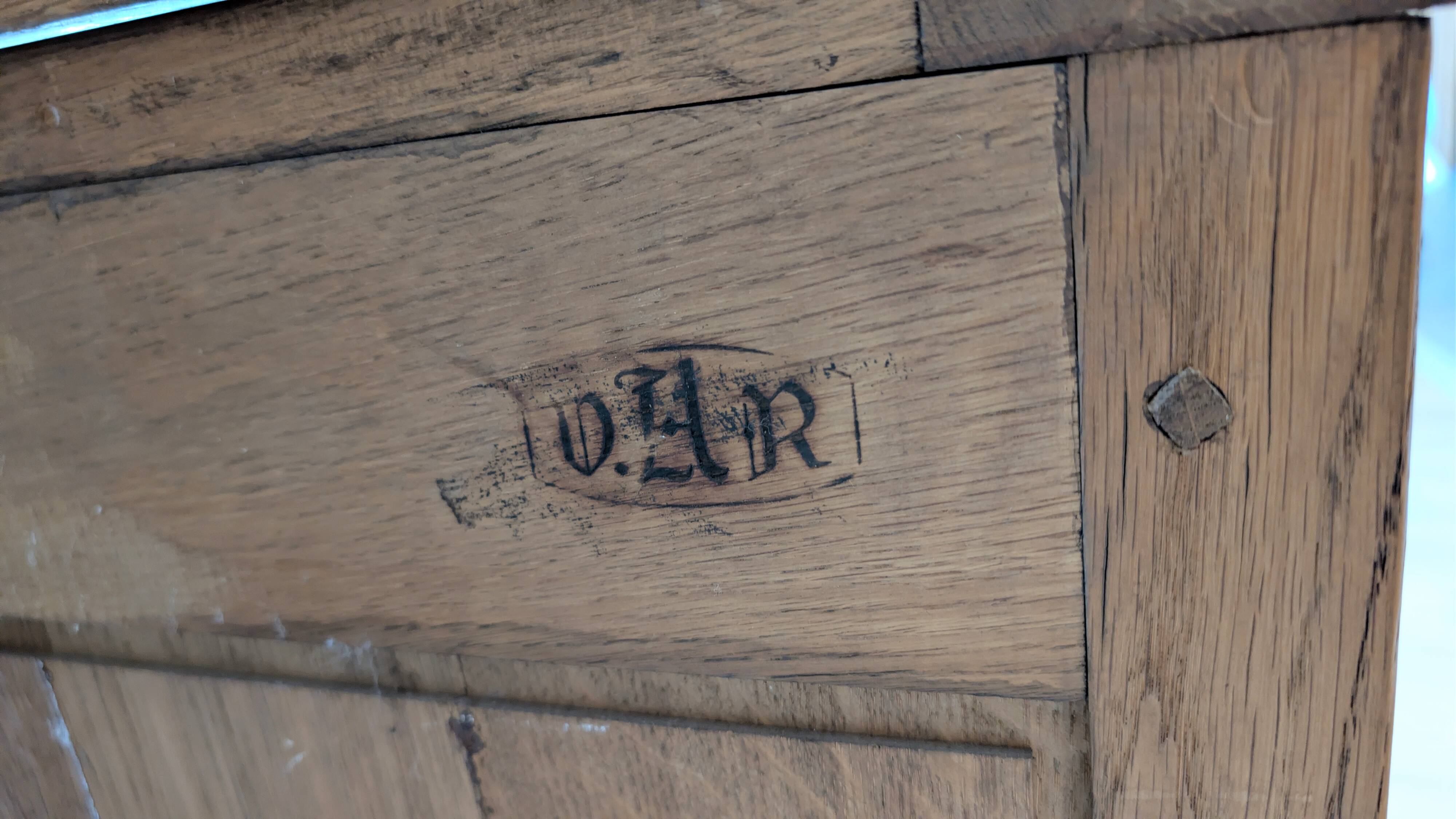 Buffet two bodies Old Furniture in solid oak, Italian rustic style