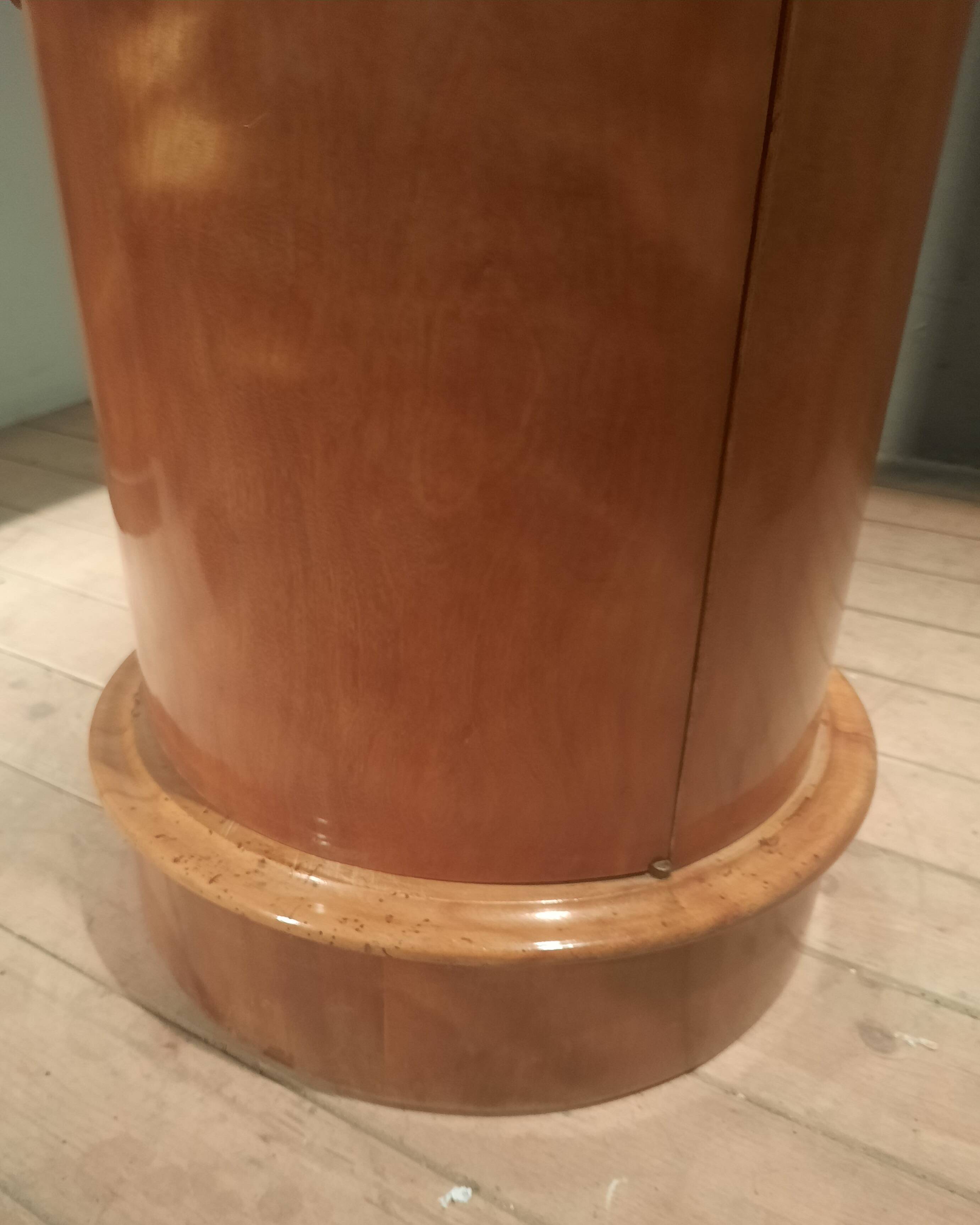 Nineteenth-century light wood sleeper