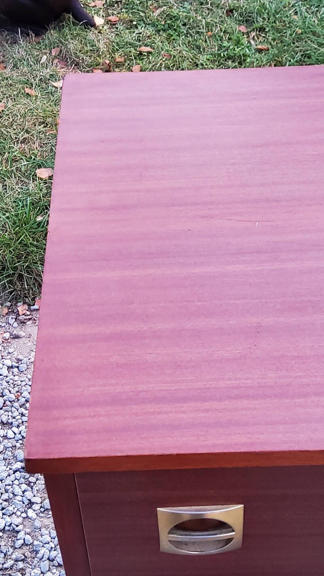 Vintage mahogany chest of drawers from the 60s conical feet 4 drawers