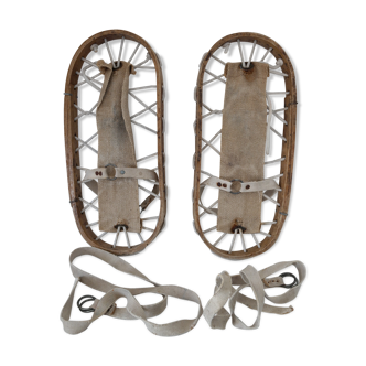 Ancient snow rackets