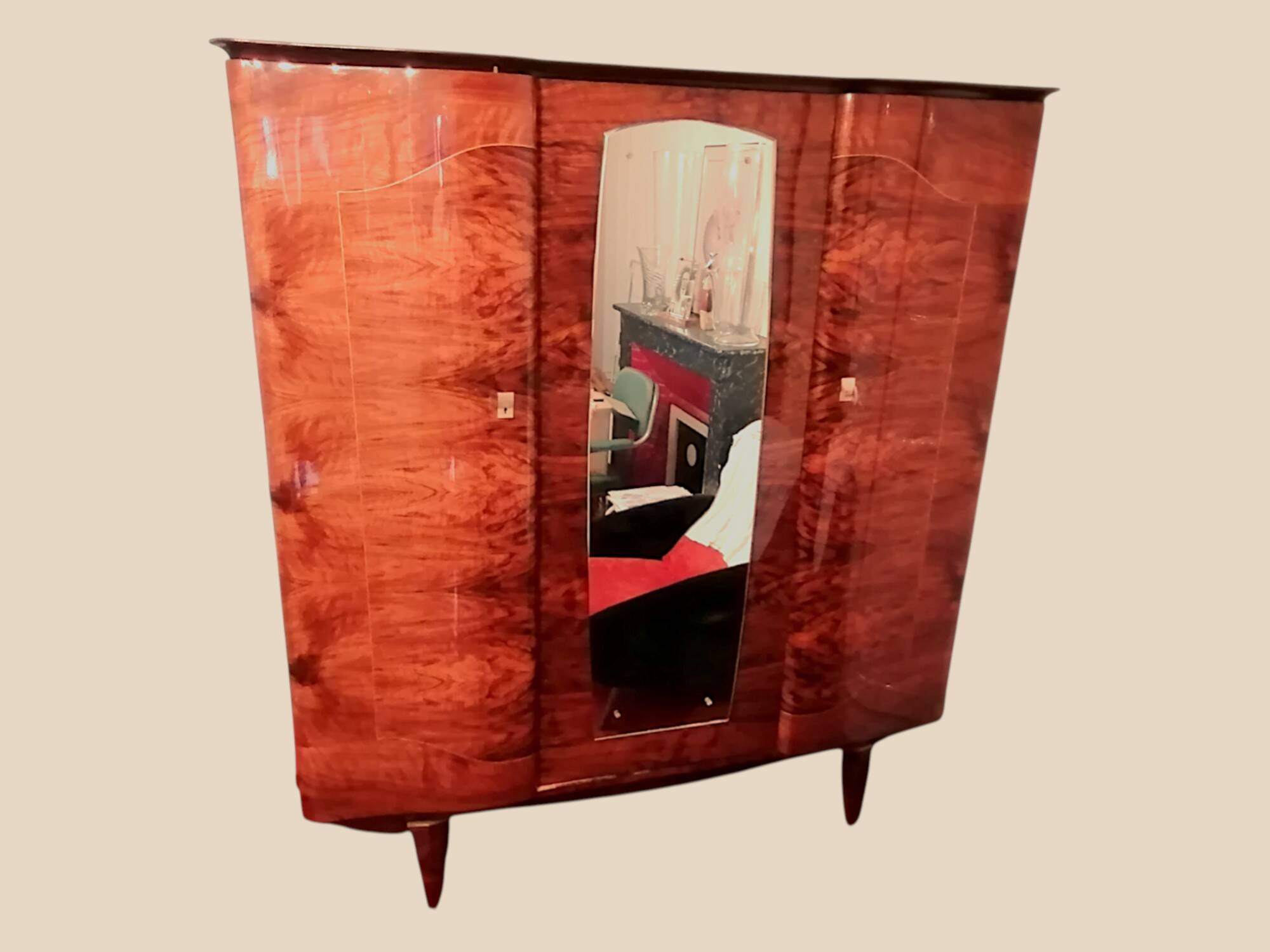 Armoire et Table de Chevet en Bois Laqué vintage - Ateliers Jacquelin