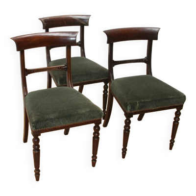 Suite de 3 chaises style Louis XVI