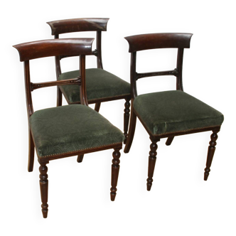Suite de 3 chaises style Louis XVI