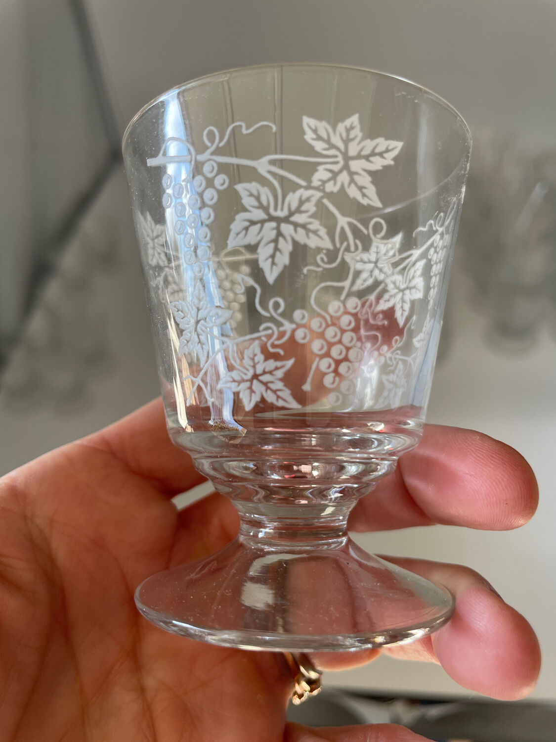 Carafe and six liqueur glasses