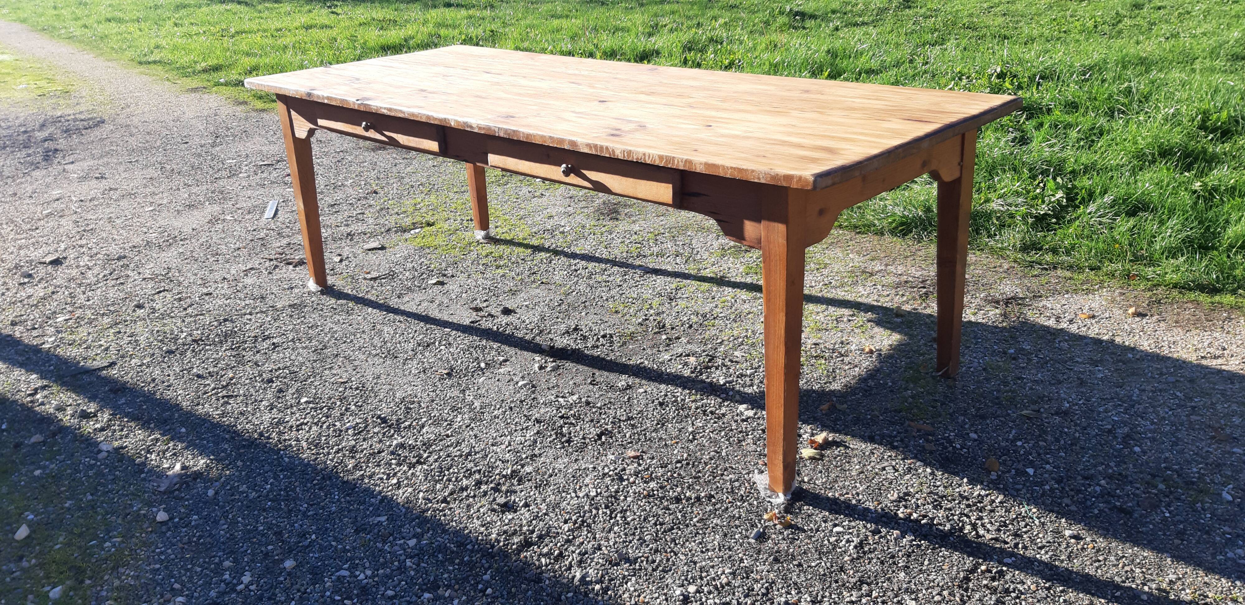 Country farm table in pine , 2 drawers