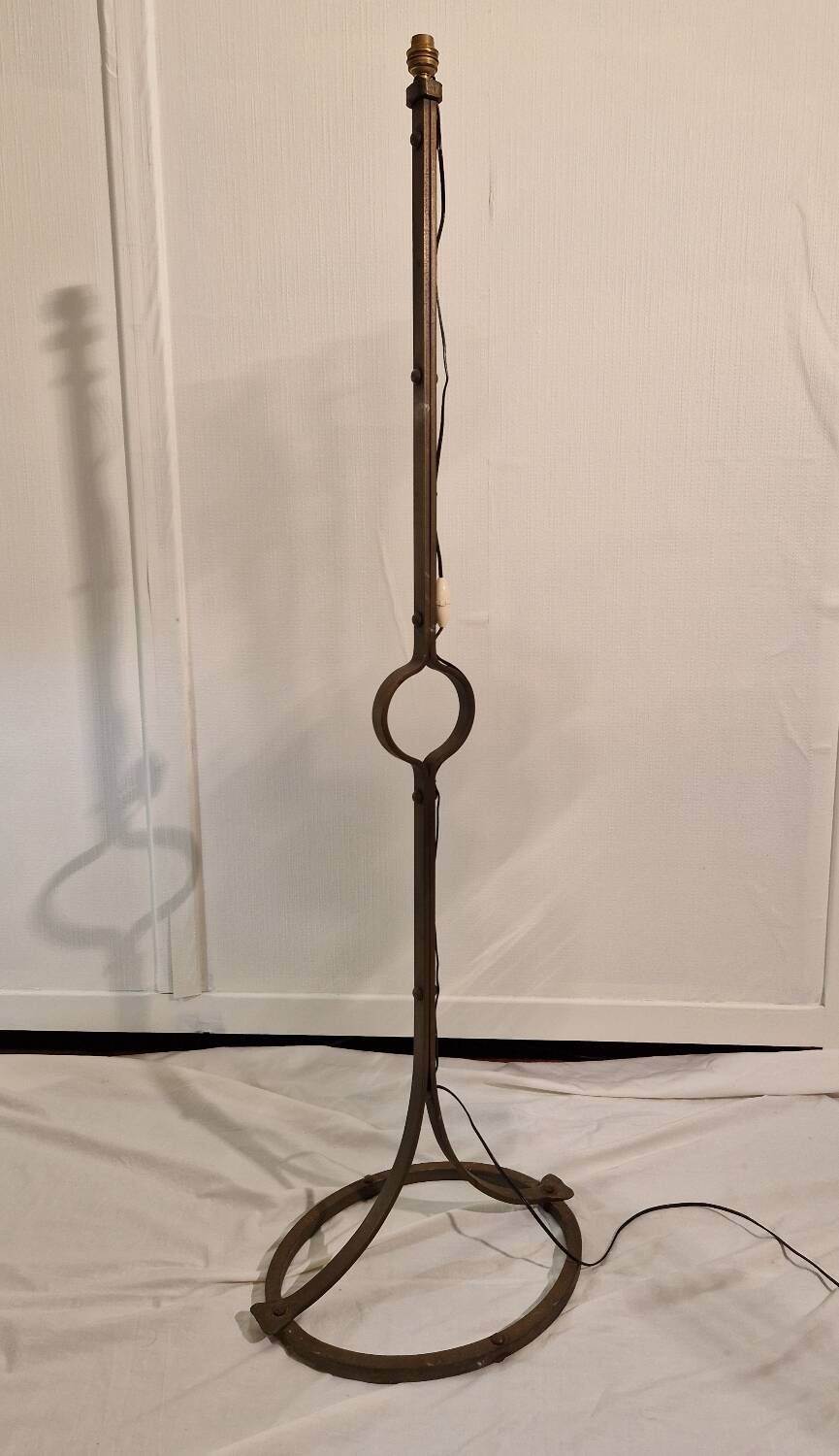 Lampadaire Jean Pierre Ryckaert fer forgé 1960 brutaliste