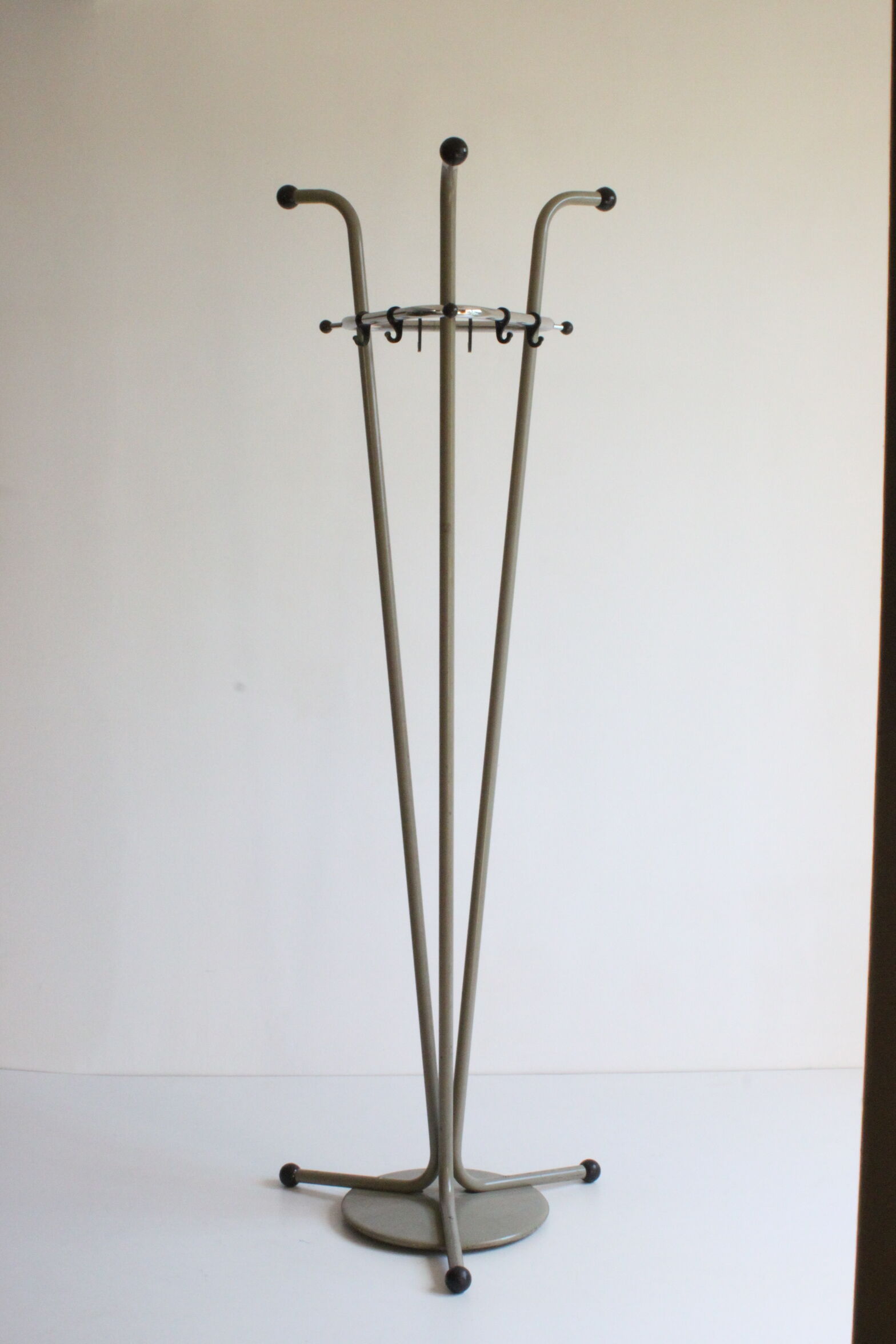Porte-manteau de l’âge atomique Par Tubax, Belgique Années 1950