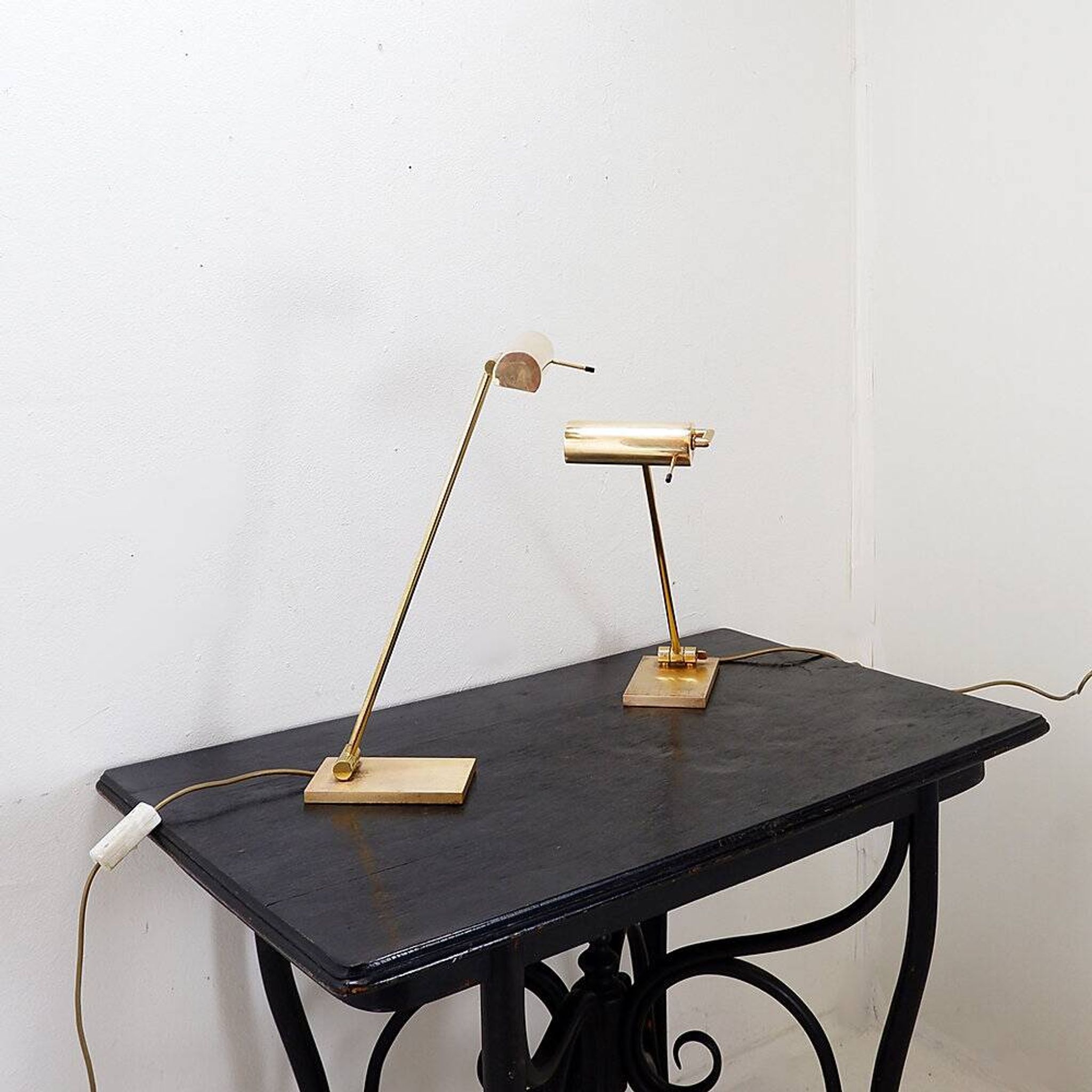 Pair of vintage articulated brass desk lamps - Stéphane Davidts, Belgium